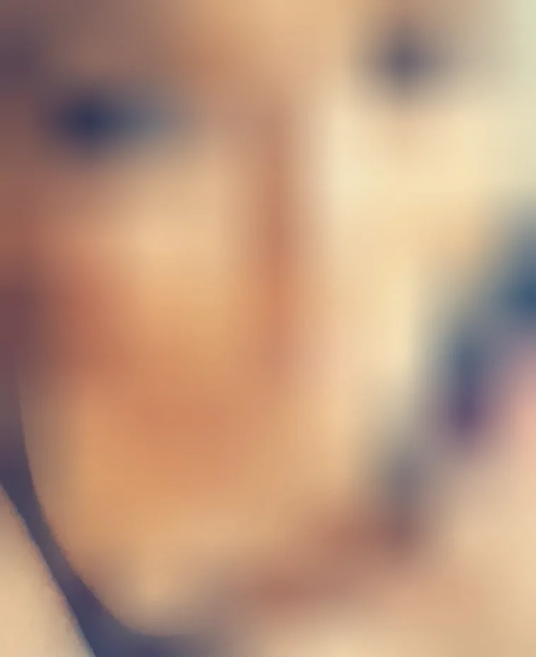 Bianca, 37