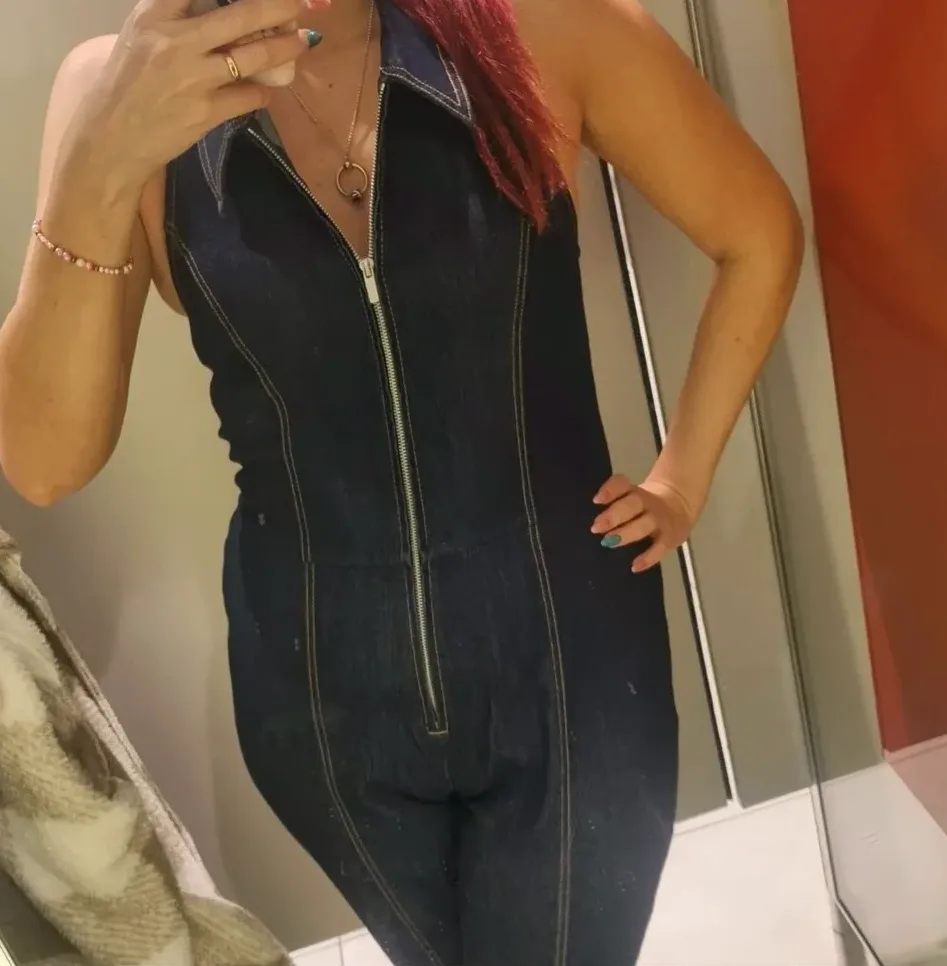 Ivona, 38