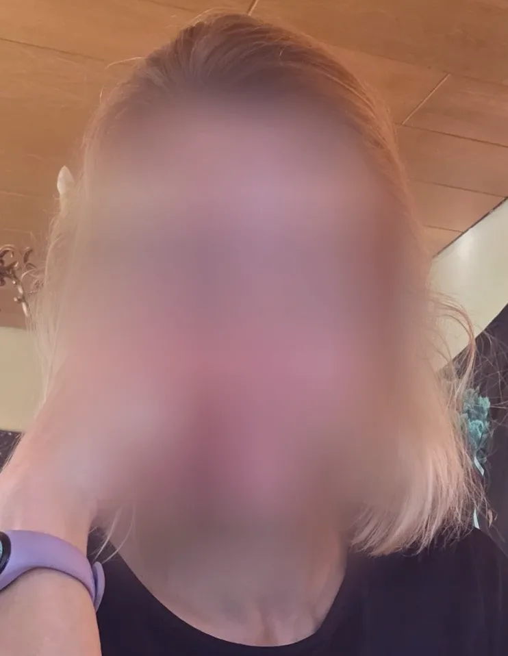 Larissa, 39
